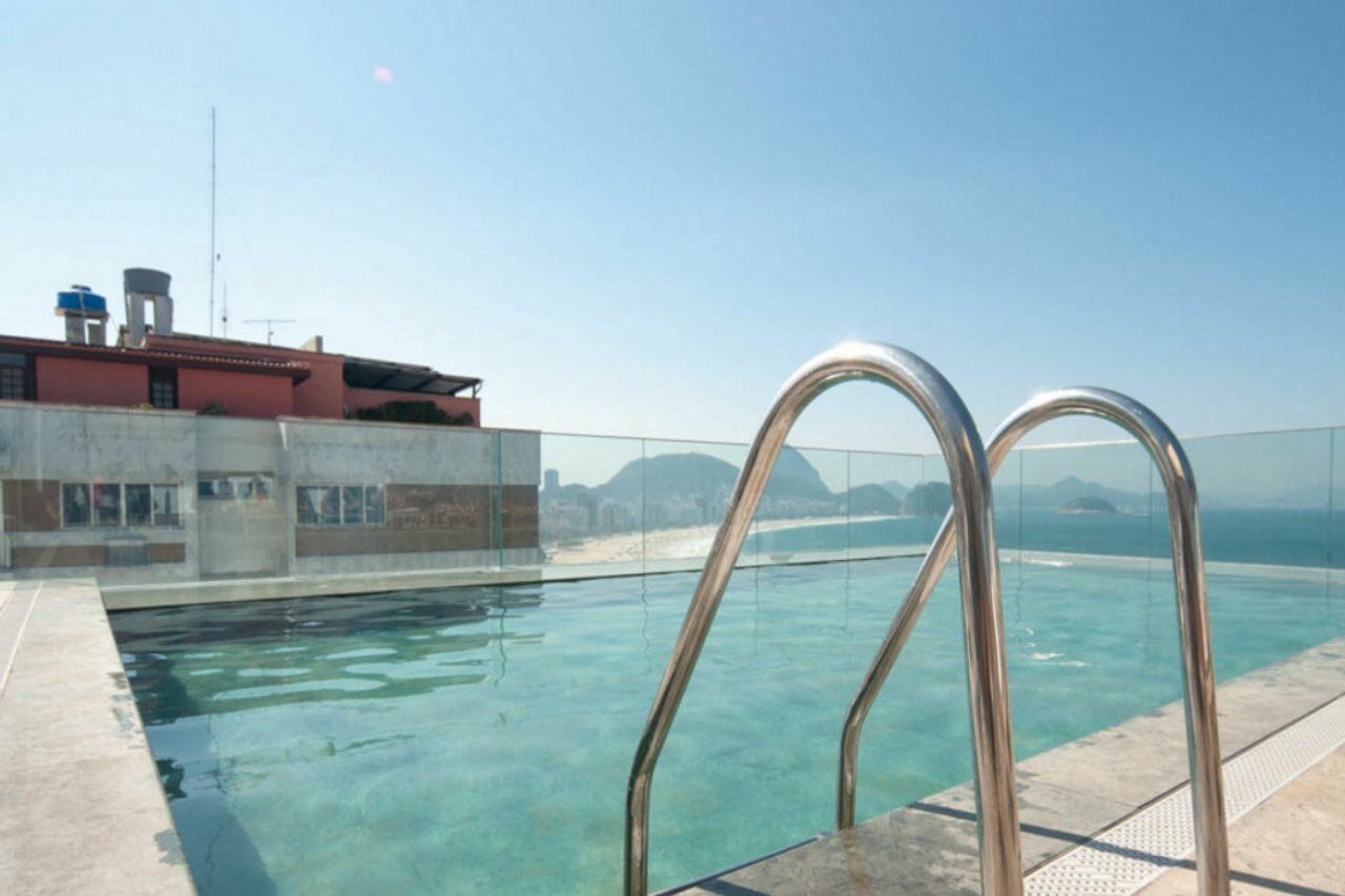 Miramar By Windsor Copacabana Río de Janeiro Exterior foto The pool at the top of the Sugarloaf Mountain